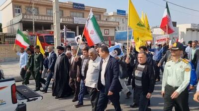 مردم گناوه حضوری گسترده در راهپیمایی جمعه «نصر» داشتند