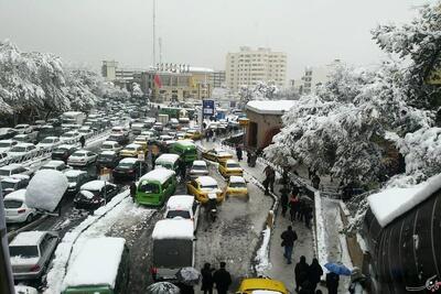 هشدار جدی؛ خیابان‌ها لغزنده است، رانندگان مراقب باشند| از سفر غیرضروری خودداری کنید | رویداد24