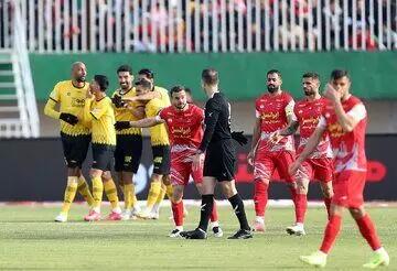 سرمربی پرسپولیس امشب مشخص می‌شود