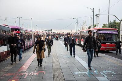 ۴۴ درصد ایرانی‌ ها خودروی شخصی ندارند