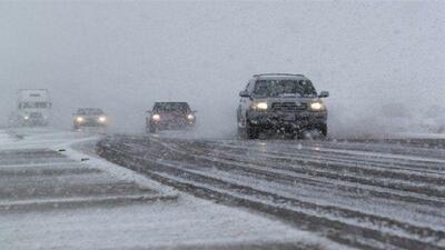 جاده‌های آذربایجان شرقی برفی و لغزنده