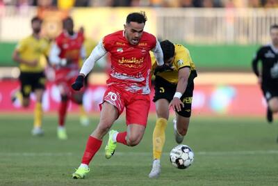 مصدومیت بدموقع ستاره پرسپولیس: اورونوف تعویض شد