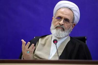 آیت‌الله اعرافی: دانشگاه آزاد اسلامی نهاد بزرگی از دستاوردهای انقلاب اسلامی است