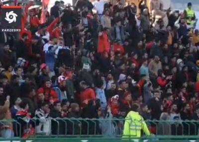 سکوهای پرسپولیسی فولادشهر یک‌صدا علیه درویش!