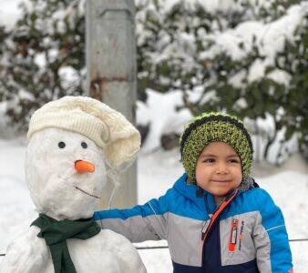 جشنواره بزرگ آدم برفی ها در بوستان جمشیدیه برگزار شد