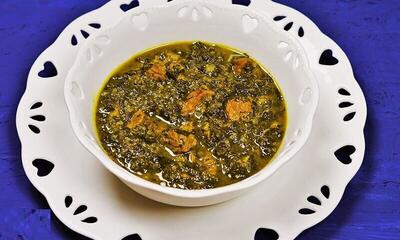 طرز تهیه خورش تره، غذای خوشمزه کردی - فراشپز