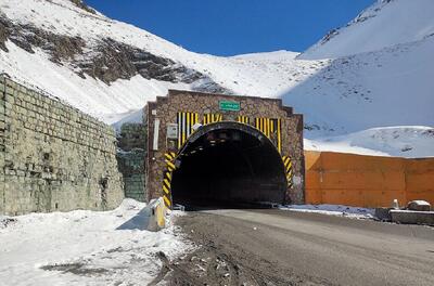 (عکس) سفر به ایران قدیم؛ «جاده چالوس، تونل کندوان» مرداد سال 1339