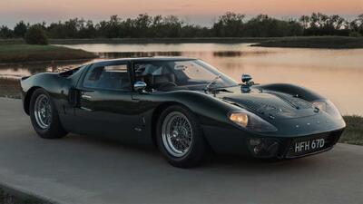 فروش فورد GT40 کمیاب مدل 1966