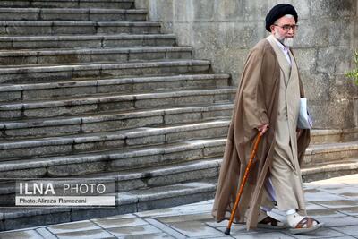 ایران برای صداقت احترام قائل است و در برابر استکبار مقاومت می‌کند/ با مذاکره تحمیلی مخالفم