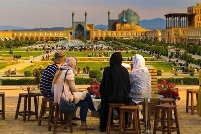 برترین مقاصد گردشگری جهان و باز هم جای خالی ایران؛ افزایش انتقاد‌ها از گزارش‌های غیر واقعی و عددسازی دولت‌ها در حوزه سفر | اقتصاد24