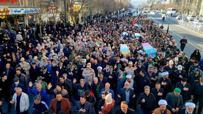 برگزاری مراسم تشییع پیکر مطهر ۴ شهید در مشهد 