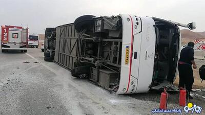 ۲۰ مصدوم درپی واژگونی اتوبوس در جاده کرمانشاه به همدان | روزنو