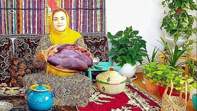 غذای روستایی در ایران؛ پخت یک غذای سنتی با جگر، گوجه و پیاز (فیلم)