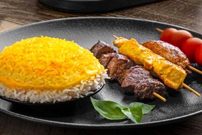 طرز تهیه کاسه کباب با کته پنیری؛ طعم متفاوت کباب با پنیر