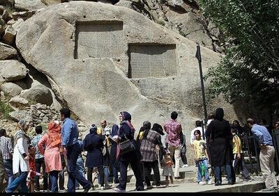 رونق گردشگری استان همدان با کمک شهرداران محقق می‌شود