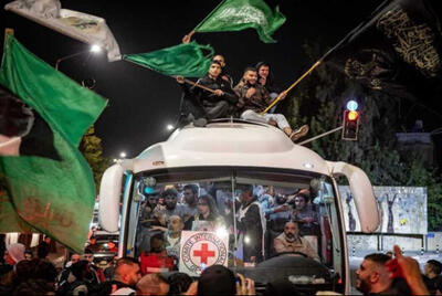 آزادی 110 اسیر فلسطینی در سومین دور تبادل اسرا/بن‌گویر: اسرائیل در برابر حماس کرنش کرد