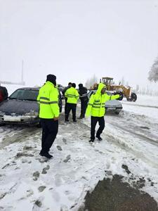 محورهای مواصلاتی بند_زیوه_راژان و گردنه قوشچی در آذربایجان غربی مسدود است