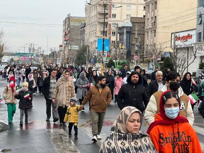 همایش پیاده روی خانوادگی بمناسبت دهه فجر در قرچک