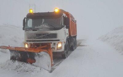 ۶۵۰۰۰ کیلومتر راه برفروبی شد؛ اسکان ۷۰۰ خودروی گرفتار در برف