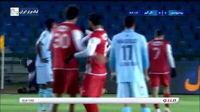 گل اول پرسپولیس توسط دورسون در دقیقه 73 پرسپولیس 1 - گل‌گهر 0