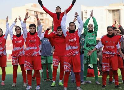 قهرمانی تیم زنان پرسپولیس