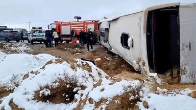 حادثه تلخ در راه مسابقات؛ تیم واترپلو دختران ارومیه دچار سانحه شد