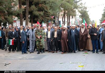 گردهمایی دانشگاهیان تهرانی در راهپیمایی 22 بهمن - تسنیم