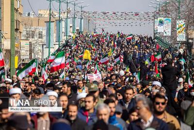 حضورحماسی مردم قزوین در راهپیمایی ۲۲بهمن