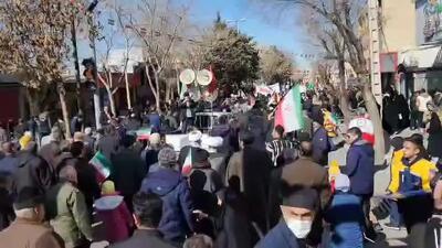 راهپیمایی ۲۲بهمن ماه در شهرکرد برگزار شد