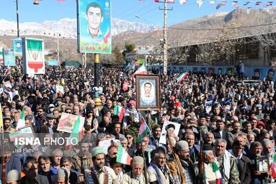 مسئولان باید قدر حضور باشکوه مردم در راهپیمایی ۲۲ بهمن را بدانند