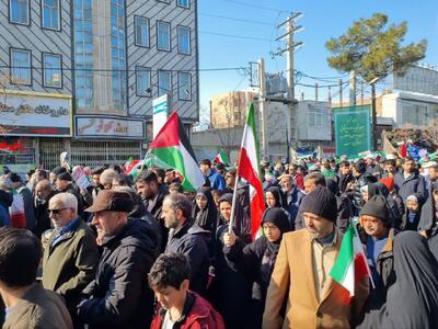 حضور پرشور دهه نودی ها و نوجوانان در راهپیمایی ۲۲بهمن اراک