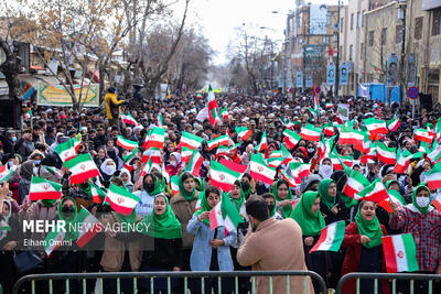 اهالی بام ایران «مرگ بر اسراییل و مرگ بر آمریکا» سردادند