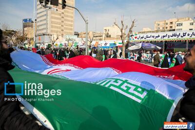 حضور پرشور ورزشکاران و قهرمانان در جشن پیروزی انقلاب + فیلم - پارس فوتبال