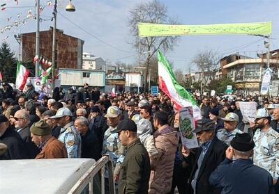 حماسه حضور مردم بندر انزلی در سالروز پیروزی انقلاب- فیلم فیلم استان تسنیم | Tasnim