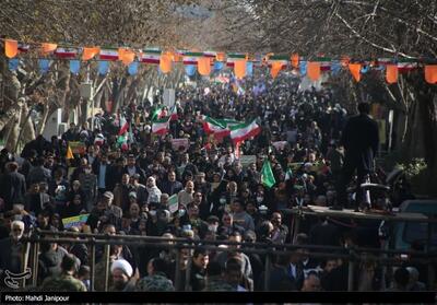 شکوه آفرینی مردم اصفهان در چهل و ششمین جشن بزرگ انقلاب - تسنیم