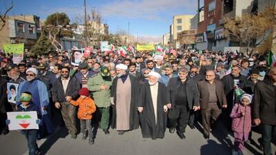 درخشش استان سمنان در راهپیمایی ۲۲ بهمن؛ مردم پاسخ بدخواهان را دادند