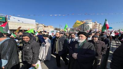 ۲۲ بهمن روز بت‌شکنی ملت ایران است