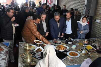 جشنواره غذاهای بومی محلی در روستای دهنو برگزار شد