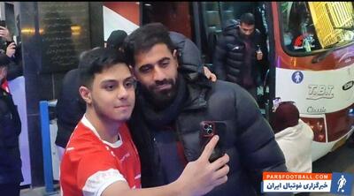 پرسپولیس با استقبال هوادارانش وارد اصفهان شد - پارس فوتبال