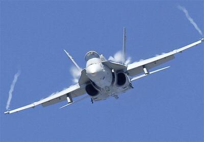 ببینید |  سقوط جنگنده EA-18G گراولر نیروی دریایی آمریکا به داخل آب در سن‌دیگو