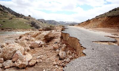 بمب ساعتی زیر پای ایران