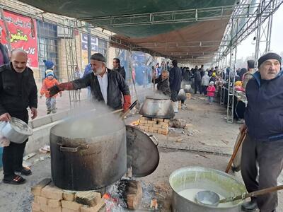 برگزاری جشن یک کیلومتری نیمه شعبان در پاکدشت