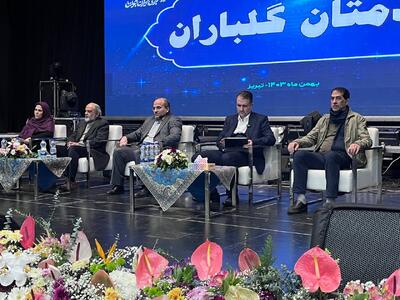 در جشنواره ملی اتفاق مطرح شد؛ شفیعیان: رسانه‌ها باید مرجعیت خبری را بازگردانند/ نادعلیزاده: رسانه‌ها باید امیدآفرین و عدالت‌خواه باشند/ دنیامالی: دولت وفاق ملی، ترجمان جدیدی در مباحث اجتماعی خواهد داشت/ رحیمی: اقوام ایرانی متحد و یکپارچه ایران زیبا را می‌سازند |  شفقنا