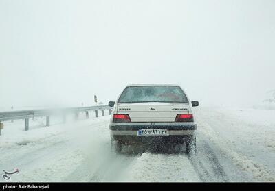 کاهش دید شدید و مه‌گرفتگی در جاده‌های همدان - تسنیم