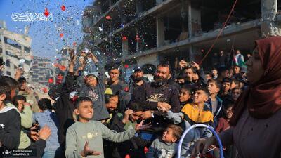 آزادی ۸۰۰ اسیر فلسطینی در هفتمین دور از تبادل اسرا در روز شنبه