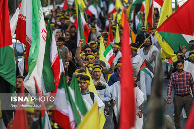 راهپیمایی مردمی «لبیک یا نصرالله» در قم برگزار شد