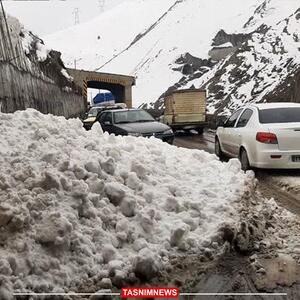 خبر بد برای مسافران شمال / سقوط بهمن در جاده کندوان