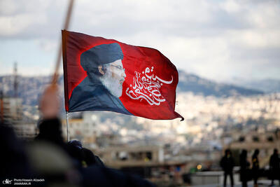 ما از مرگ نمی‌ترسیم؛ بکشید ما را! ملت ما بیدارتر می‌شود!