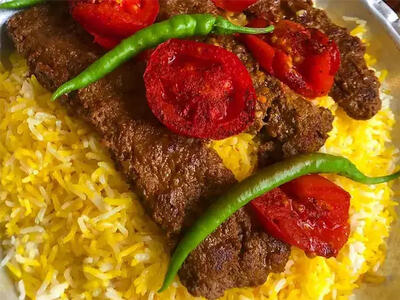 طرز تهیه کباب تابه‌ای مجلسی با سس مخصوص و طعمی بی‌نظیر - خبرنامه