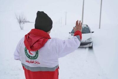 امدادرسانی هلال‌احمر به بیش از ۲۸۰۰ نفر در ۵ روز اخیر در برف